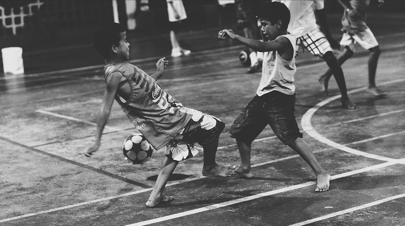 Kids playing - NIKE Sportswear Football Soccer World Cup Brasil Brazil 2014 - ManaMedia MANA Production Company Dani Kiwi Meier Portland PDX